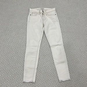 CURRENT/ELLIOT Off White distressed jeans Size 24